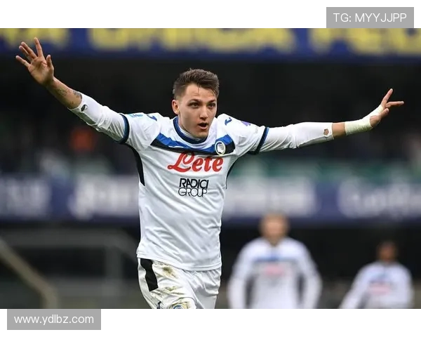 米兰锋线新援建议签国家队队友 热那亚铁卫明确表态：我哪儿也不去